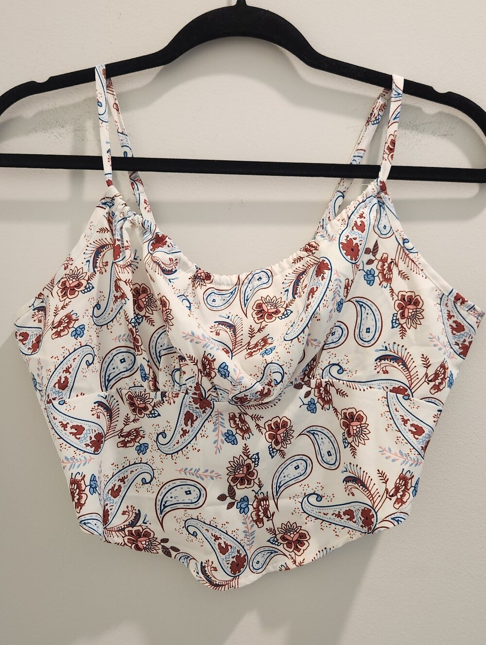 Paisley Floral White Cowl Neck Tie Back Cami Crop Top | Red, White, Blue
